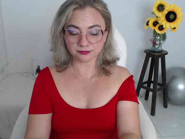 ana-milf webcam