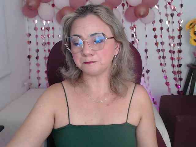 ana-milf webcam