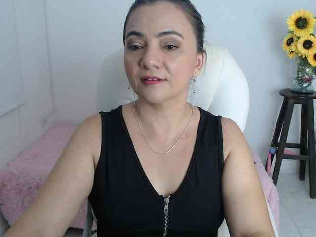 ana-milf webcam