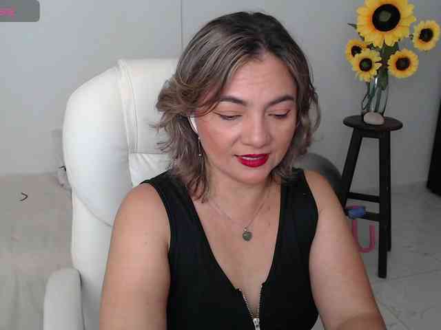 ana-milf webcam