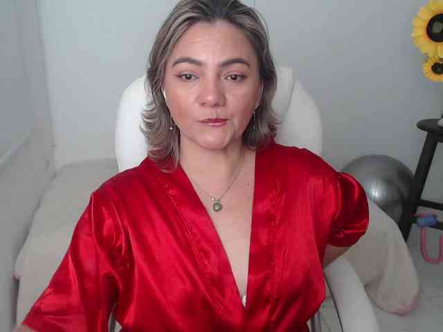 ana-milf webcam