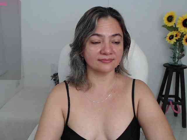 ana-milf webcam