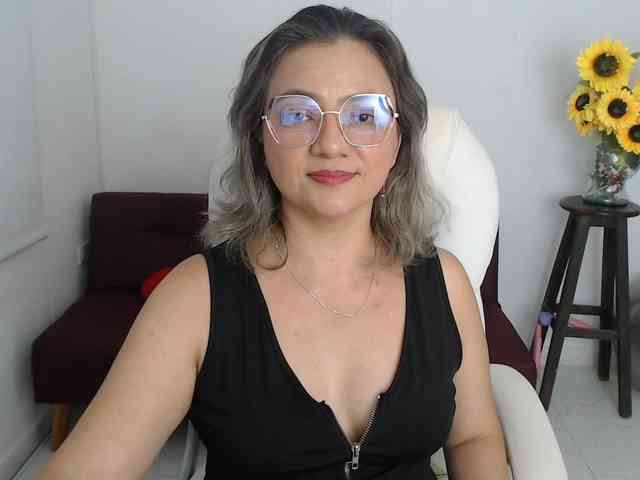 ana-milf webcam