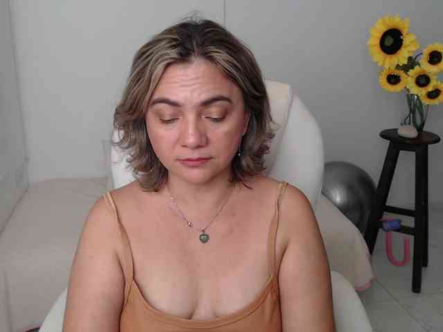 ana-milf