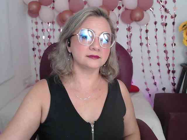 ana-milf webcam