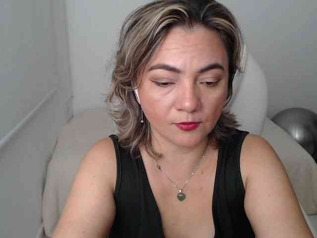 ana-milf webcam