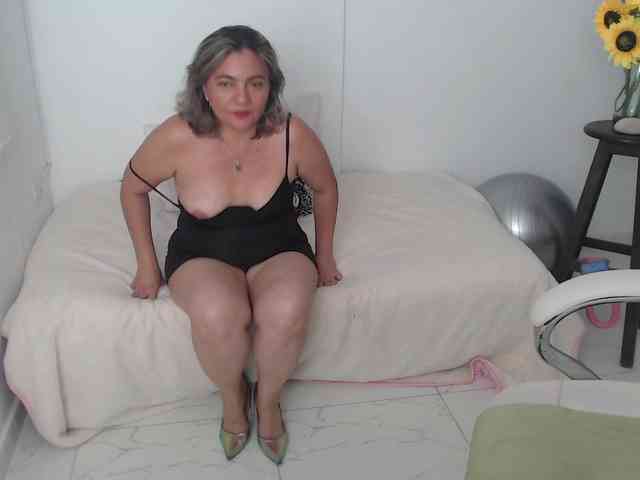 ana-milf webcam