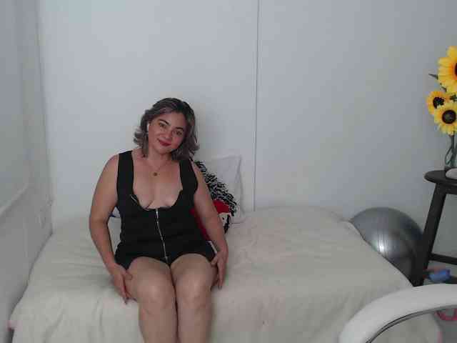 ana-milf webcam