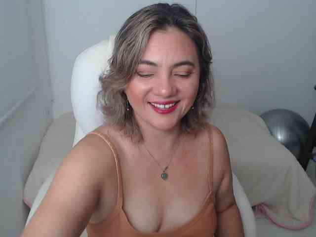 ana-milf webcam