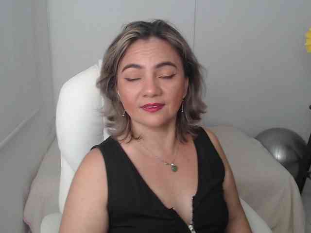 ana-milf webcam