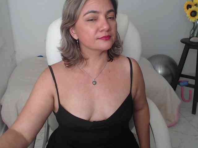ana-milf webcam