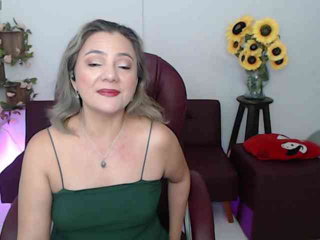 ana-milf webcam
