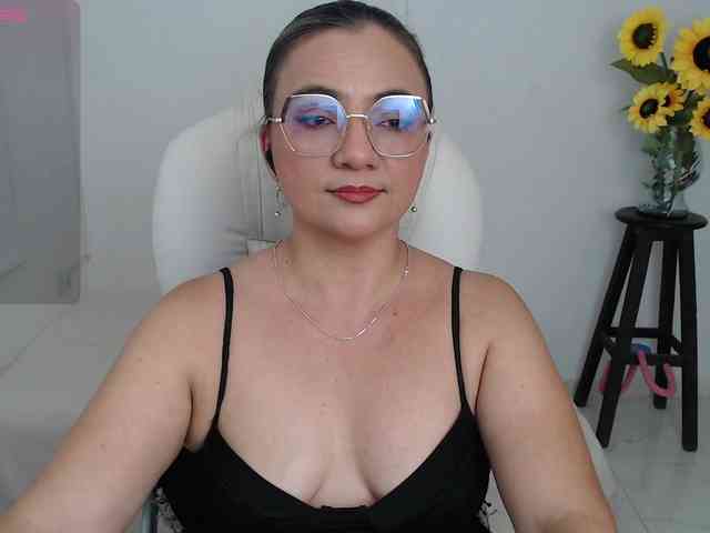 ana-milf webcam