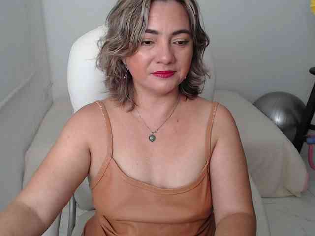 ana-milf webcam