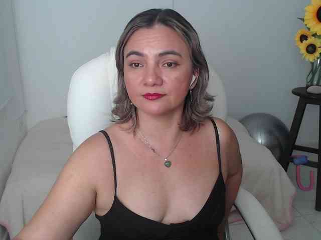ana-milf webcam