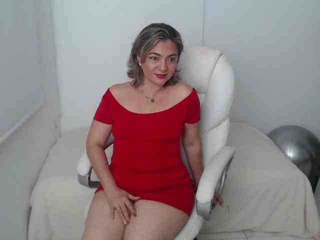 ana-milf webcam