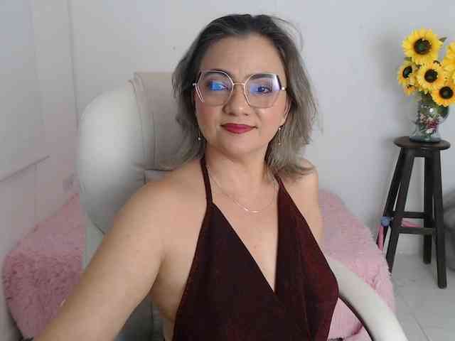 ana-milf webcam
