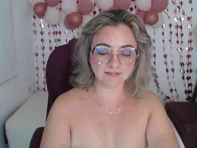 ana-milf webcam