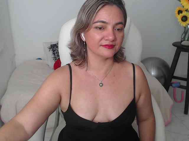 ana-milf webcam