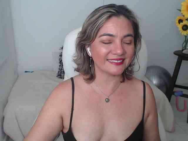 ana-milf webcam