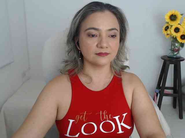 ana-milf webcam