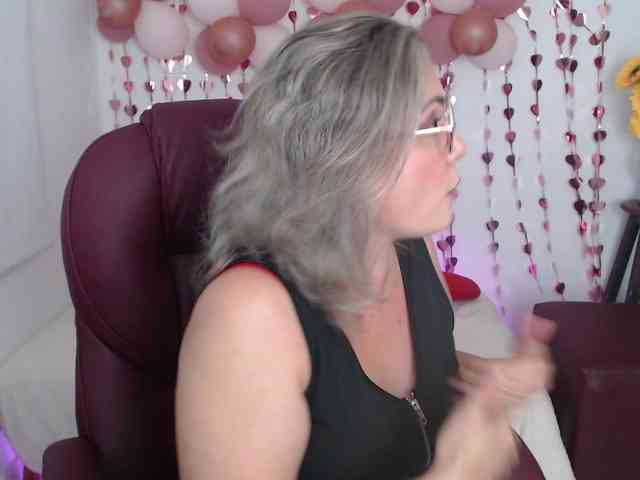 ana-milf webcam