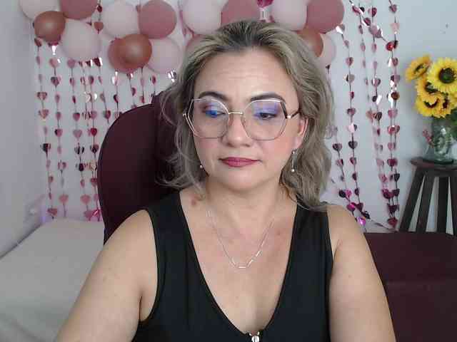 ana-milf webcam