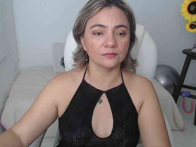 ana-milf webcam