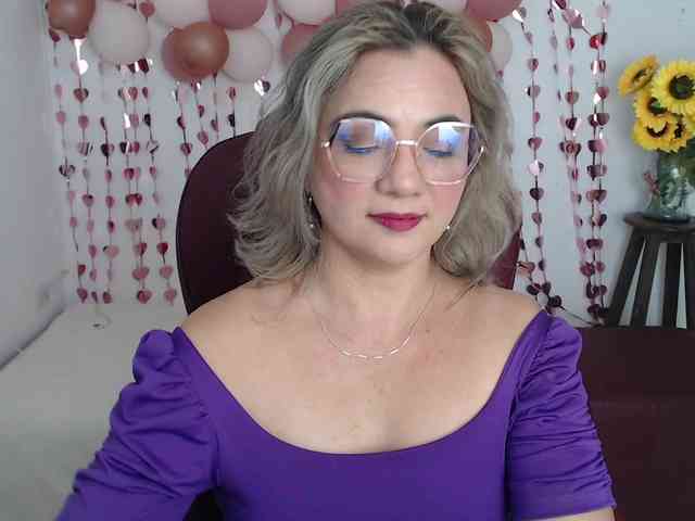 ana-milf webcam