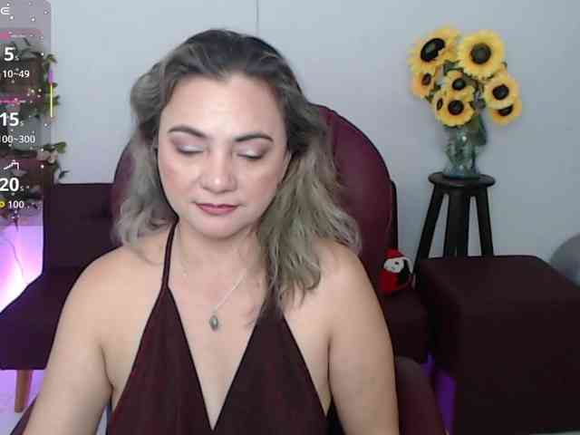 ana-milf Live Webcam on BongaCams