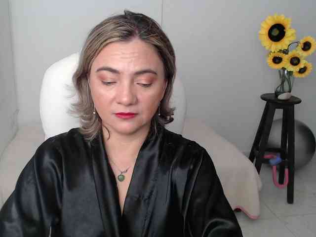 ana-milf webcam