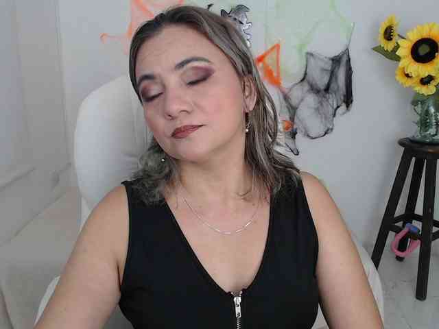 ana-milf webcam