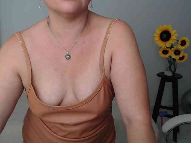 ana-milf webcam
