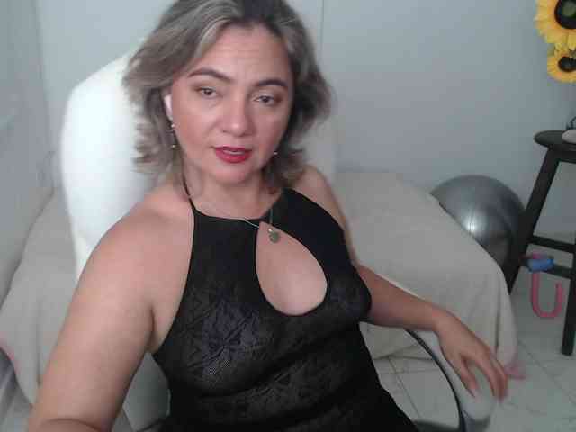 ana-milf webcam