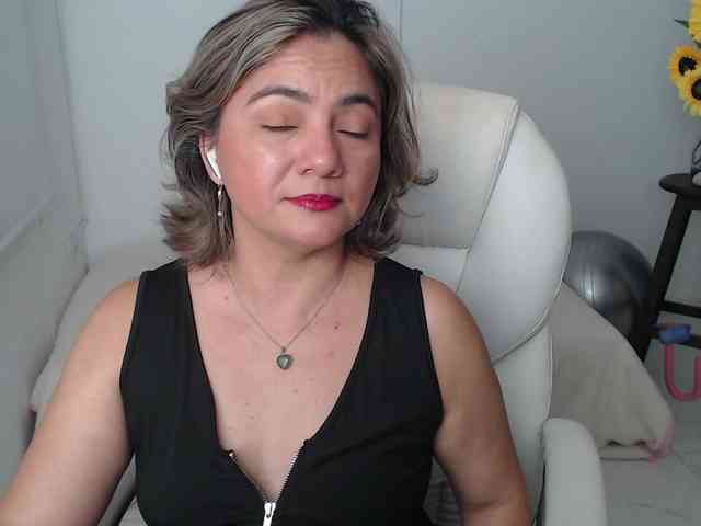 ana-milf webcam