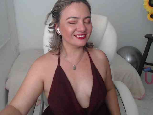 ana-milf webcam