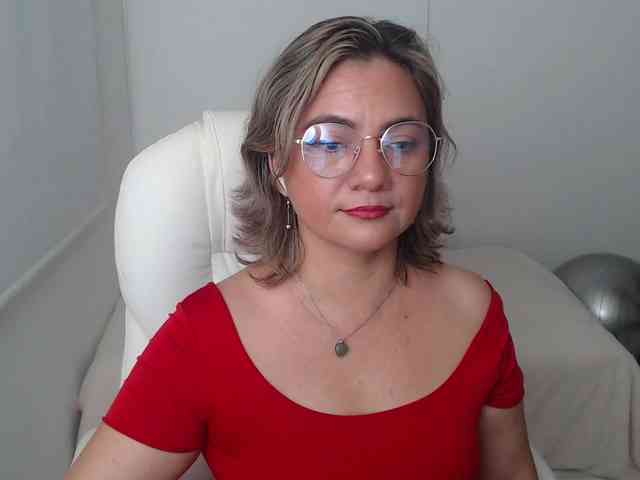 ana-milf webcam