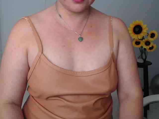 ana-milf webcam
