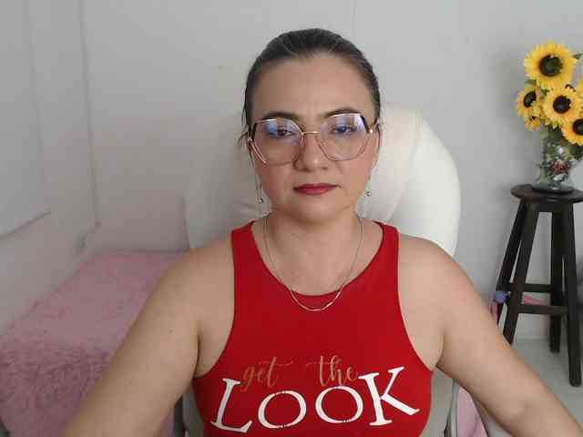 ana-milf webcam