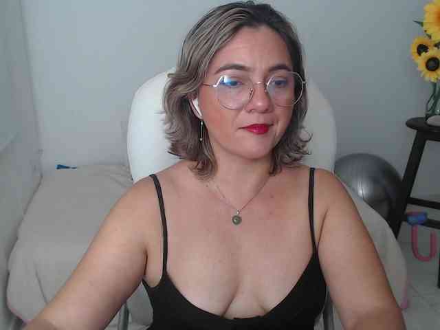 ana-milf webcam