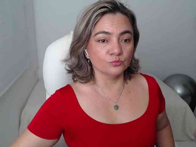 ana-milf webcam