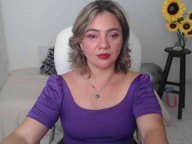 ana-milf webcam