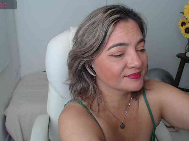 ana-milf webcam