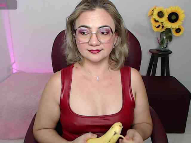 ana-milf webcam