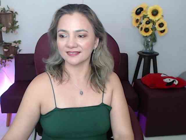 ana-milf webcam