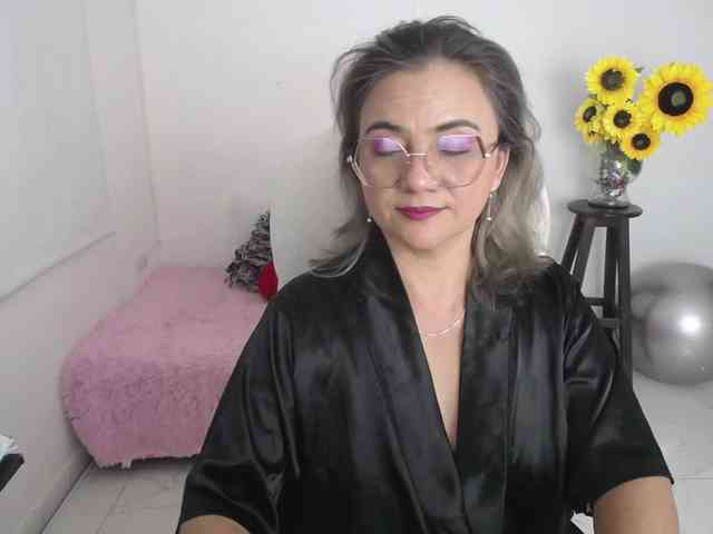 ana-milf webcam
