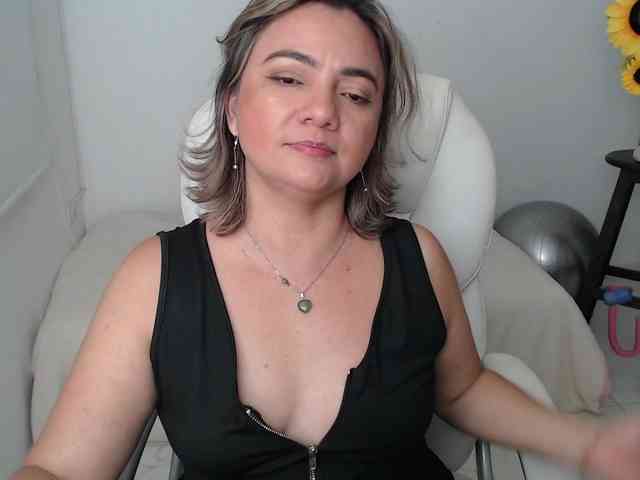 ana-milf webcam