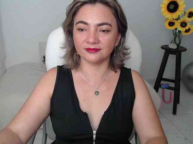 ana-milf webcam