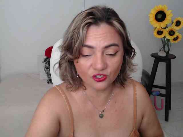 ana-milf webcam