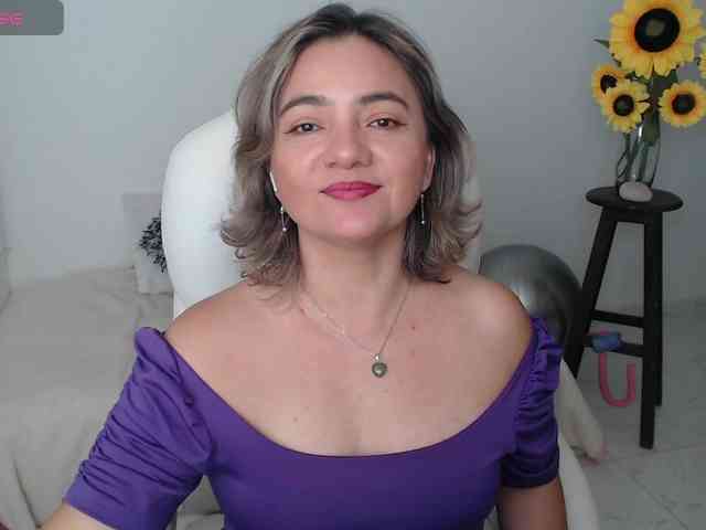 ana-milf webcam